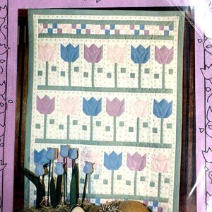 Quilt Hang 33"x44" Springtime Tulips Craft Sewing Pattern by Mumms The Word